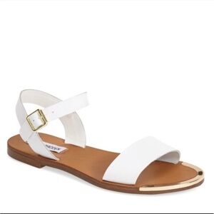 STEVE Madden Rillie White Leather With Gold Capped Toe Sandals | Size 10